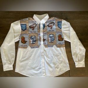 VINTAGE ROPER BUTTON DOWN VEST SHIRT WITH SHOULDER PADS. SIZE LARGE.